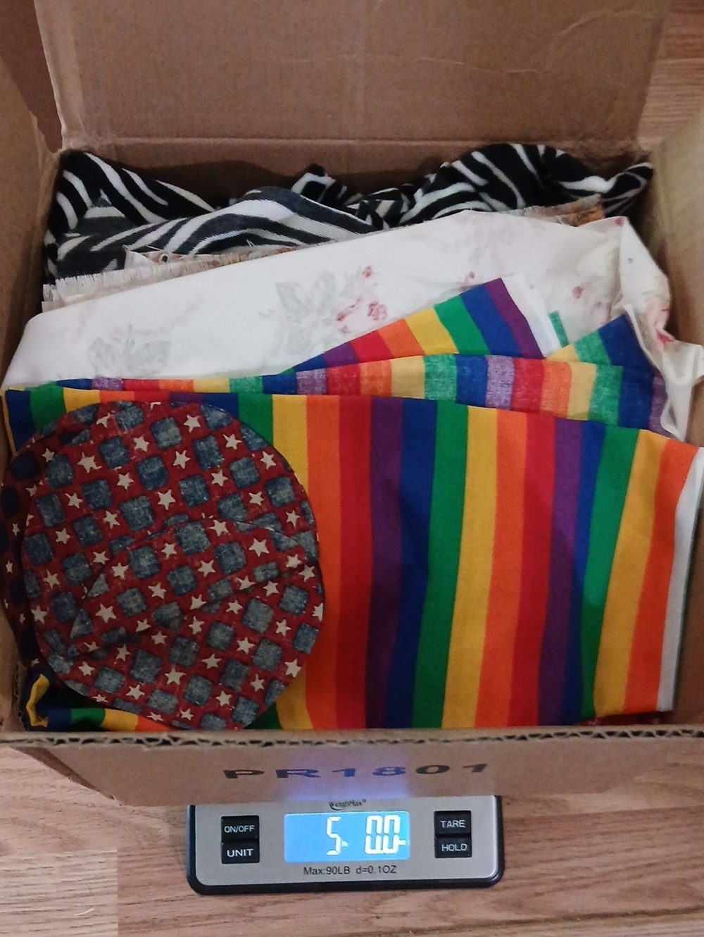 5 Lb Box Variety Fabric Pieces
